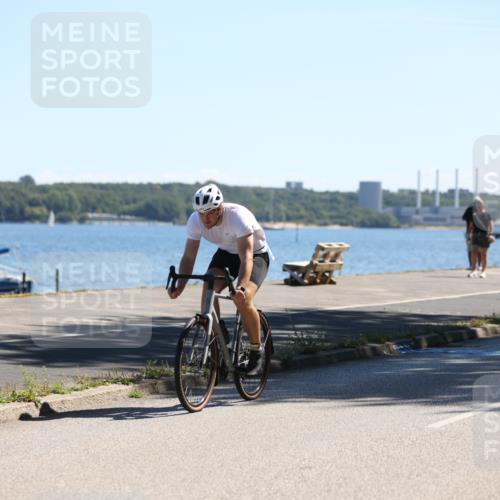 17.08.2025 - KN Förde Triathlon 2025 Yannick Fuchs http://msf.ph/oto/8625930 17.08.2025 12:55:28 Radfahren 421, 465, 406 meine-sportfotos.de