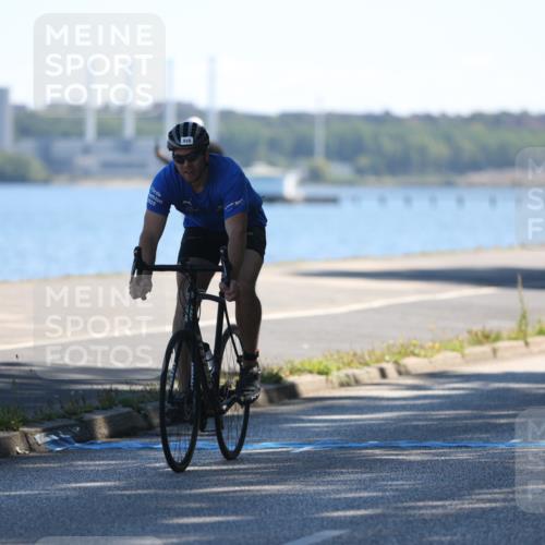 17.08.2025 - KN Förde Triathlon 2025 Yannick Fuchs http://msf.ph/oto/8625940 17.08.2025 12:55:39 Radfahren 357, 398, 414, 455, 475 meine-sportfotos.de
