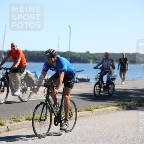 17.08.2025 - KN Förde Triathlon 2025 Yannick Fuchs http://msf.ph/oto/8625943 17.08.2025 12:55:40 Radfahren 357, 398, 409, 414, 455, 475 meine-sportfotos.de