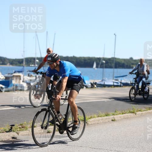 17.08.2025 - KN Förde Triathlon 2025 Yannick Fuchs http://msf.ph/oto/8625944 17.08.2025 12:55:41 Radfahren 357, 398, 409, 414, 455, 475, 544, 455 meine-sportfotos.de