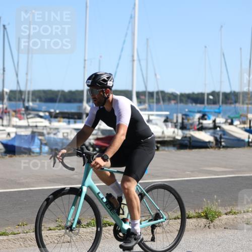 17.08.2025 - KN Förde Triathlon 2025 Yannick Fuchs http://msf.ph/oto/8625953 17.08.2025 12:55:45 Radfahren 398, 409, 475, 544, 357, 414, 455 meine-sportfotos.de