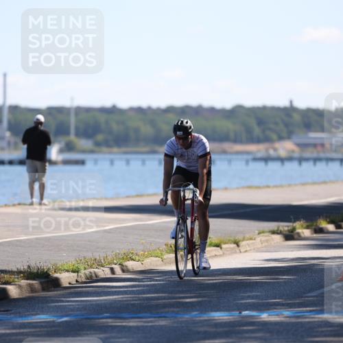 17.08.2025 - KN Förde Triathlon 2025 Yannick Fuchs http://msf.ph/oto/8625958 17.08.2025 12:55:50 Radfahren 409, 453, 470, 544, 357, 398, 475 meine-sportfotos.de
