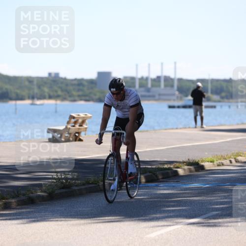 17.08.2025 - KN Förde Triathlon 2025 Yannick Fuchs http://msf.ph/oto/8625962 17.08.2025 12:55:51 Radfahren 409, 453, 470, 490, 544, 398, 475 meine-sportfotos.de