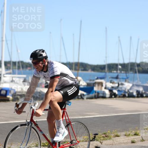 17.08.2025 - KN Förde Triathlon 2025 Yannick Fuchs http://msf.ph/oto/8625967 17.08.2025 12:55:53 Radfahren 453, 470, 490, 544, 409, 475, 544 meine-sportfotos.de