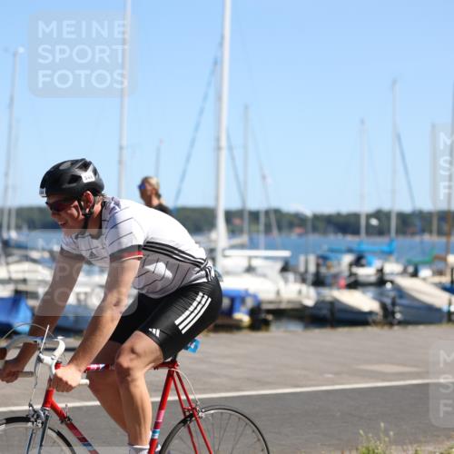 17.08.2025 - KN Förde Triathlon 2025 Yannick Fuchs http://msf.ph/oto/8625968 17.08.2025 12:55:53 Radfahren 453, 470, 490, 544, 409, 475, 544 meine-sportfotos.de