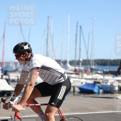 17.08.2025 - KN Förde Triathlon 2025 Yannick Fuchs http://msf.ph/oto/8625969 17.08.2025 12:55:53 Radfahren 453, 470, 490, 544, 409, 475, 544 meine-sportfotos.de