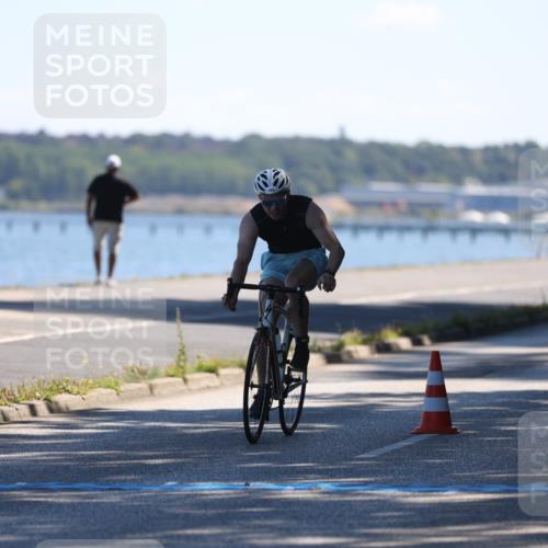 17.08.2025 - KN Förde Triathlon 2025 Yannick Fuchs http://msf.ph/oto/8625973 17.08.2025 12:56:01 Radfahren 459, 470, 490, 453, 470 meine-sportfotos.de