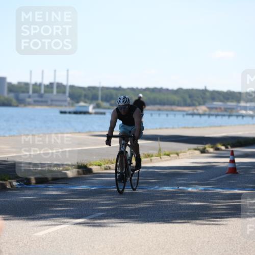 17.08.2025 - KN Förde Triathlon 2025 Yannick Fuchs http://msf.ph/oto/8625975 17.08.2025 12:56:02 Radfahren 459, 490, 453, 470 meine-sportfotos.de