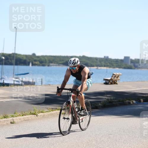 17.08.2025 - KN Förde Triathlon 2025 Yannick Fuchs http://msf.ph/oto/8625979 17.08.2025 12:56:03 Radfahren 459, 490, 453, 470, 490 meine-sportfotos.de