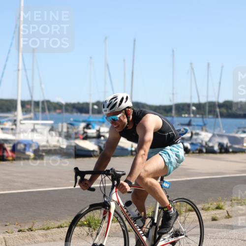 17.08.2025 - KN Förde Triathlon 2025 Yannick Fuchs http://msf.ph/oto/8625981 17.08.2025 12:56:03 Radfahren 459, 490, 453, 470, 490 meine-sportfotos.de