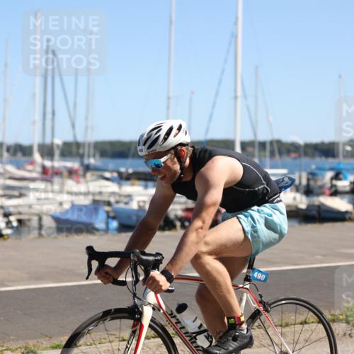 17.08.2025 - KN Förde Triathlon 2025 Yannick Fuchs http://msf.ph/oto/8625982 17.08.2025 12:56:04 Radfahren 459, 453, 470, 490 meine-sportfotos.de