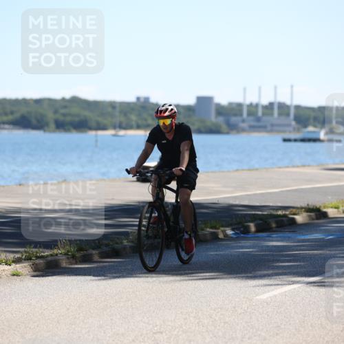 17.08.2025 - KN Förde Triathlon 2025 Yannick Fuchs http://msf.ph/oto/8626005 17.08.2025 12:56:24 Radfahren 415, 422, 443, 486, 501, 505, 506, 513, 479, 548 meine-sportfotos.de