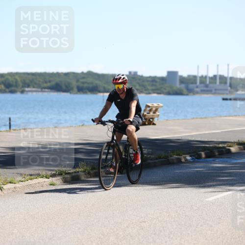 17.08.2025 - KN Förde Triathlon 2025 Yannick Fuchs http://msf.ph/oto/8626006 17.08.2025 12:56:24 Radfahren 415, 422, 443, 486, 501, 505, 506, 513, 479, 548 meine-sportfotos.de
