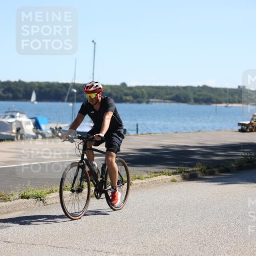 17.08.2025 - KN Förde Triathlon 2025 Yannick Fuchs http://msf.ph/oto/8626009 17.08.2025 12:56:24 Radfahren 415, 422, 443, 486, 501, 505, 506, 513, 479, 548 meine-sportfotos.de
