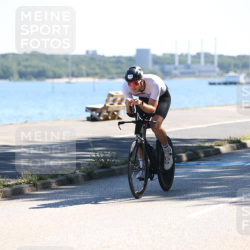 17.08.2025 - KN Förde Triathlon 2025 Yannick Fuchs http://msf.ph/oto/8626015 17.08.2025 12:56:28 Radfahren 396, 407, 415, 422, 443, 487, 500, 501, 505, 506, 513, 486 meine-sportfotos.de