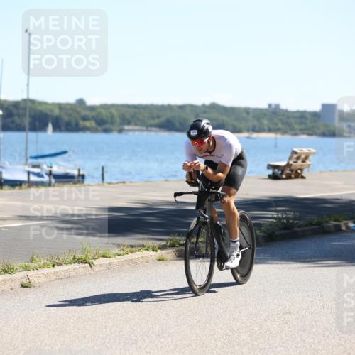 17.08.2025 - KN Förde Triathlon 2025 Yannick Fuchs http://msf.ph/oto/8626017 17.08.2025 12:56:28 Radfahren 396, 407, 415, 422, 443, 487, 500, 501, 505, 506, 513, 486 meine-sportfotos.de