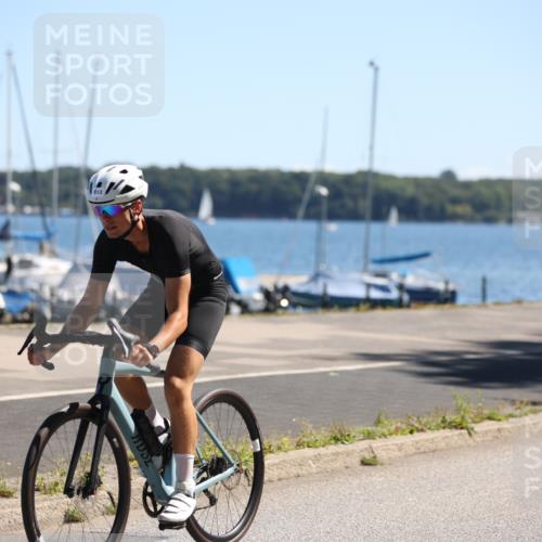 17.08.2025 - KN Förde Triathlon 2025 Yannick Fuchs http://msf.ph/oto/8626025 17.08.2025 12:56:32 Radfahren 396, 407, 422, 443, 487, 498, 500, 501, 505, 506, 507, 513, 415 meine-sportfotos.de