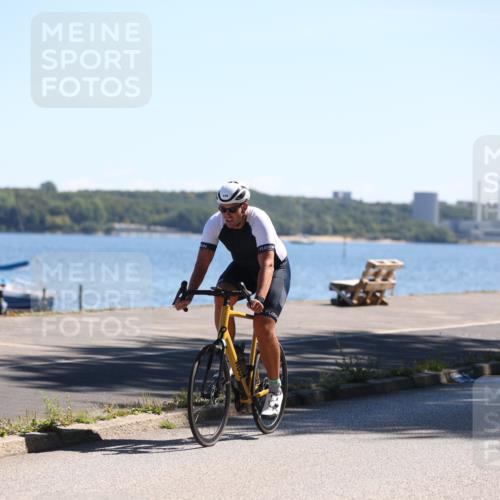 17.08.2025 - KN Förde Triathlon 2025 Yannick Fuchs http://msf.ph/oto/8626041 17.08.2025 12:56:39 Radfahren 396, 420, 462, 477, 480, 496, 498, 500, 504, 507, 396, 407, 422, 443, 487, 501, 505, 506, 513 meine-sportfotos.de