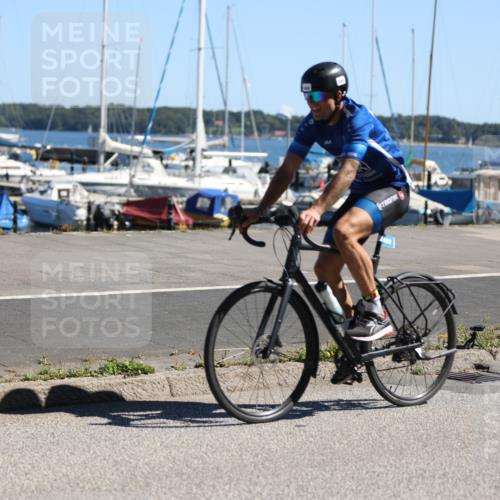 17.08.2025 - KN Förde Triathlon 2025 Yannick Fuchs http://msf.ph/oto/8626052 17.08.2025 12:56:47 Radfahren 406, 420, 477, 480, 491, 504, 462, 480, 496, 498, 507 meine-sportfotos.de