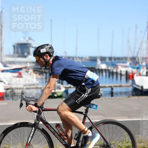 17.08.2025 - KN Förde Triathlon 2025 Yannick Fuchs http://msf.ph/oto/8626065 17.08.2025 12:57:03 Radfahren 419, 421, 438, 482, 525 meine-sportfotos.de