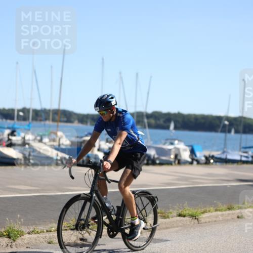 17.08.2025 - KN Förde Triathlon 2025 Yannick Fuchs http://msf.ph/oto/8626069 17.08.2025 12:57:08 Radfahren 414, 419, 421, 438, 438, 525 meine-sportfotos.de