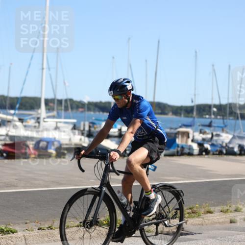 17.08.2025 - KN Förde Triathlon 2025 Yannick Fuchs http://msf.ph/oto/8626070 17.08.2025 12:57:08 Radfahren 414, 419, 421, 438, 438, 525 meine-sportfotos.de