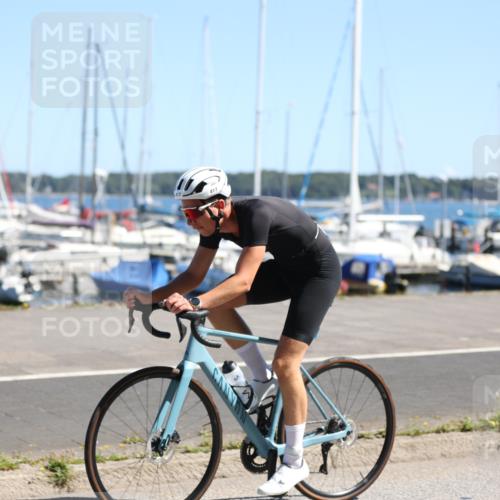 17.08.2025 - KN Förde Triathlon 2025 Yannick Fuchs http://msf.ph/oto/8626080 17.08.2025 12:57:26 Radfahren 357, 397, 410, 413, 417, 417, 455 meine-sportfotos.de