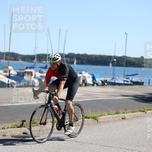 17.08.2025 - KN Förde Triathlon 2025 Yannick Fuchs http://msf.ph/oto/8626094 17.08.2025 12:57:34 Radfahren 357, 397, 423, 427, 529, 544, 357 meine-sportfotos.de