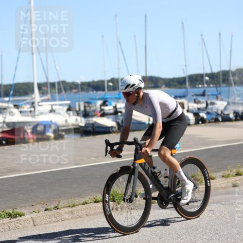 17.08.2025 - KN Förde Triathlon 2025 Yannick Fuchs http://msf.ph/oto/8626103 17.08.2025 12:57:40 Radfahren 423, 427, 490, 529, 532, 544, 357, 397, 544 meine-sportfotos.de