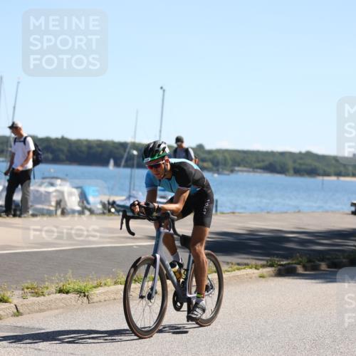 17.08.2025 - KN Förde Triathlon 2025 Yannick Fuchs http://msf.ph/oto/8626120 17.08.2025 12:57:49 Radfahren 415, 422, 492, 532, 548, 423, 427, 490 meine-sportfotos.de