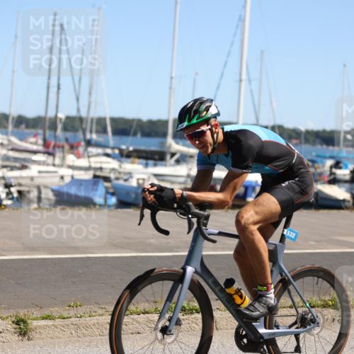 17.08.2025 - KN Förde Triathlon 2025 Yannick Fuchs http://msf.ph/oto/8626123 17.08.2025 12:57:50 Radfahren 415, 422, 492, 501, 532, 548, 427, 490, 532 meine-sportfotos.de