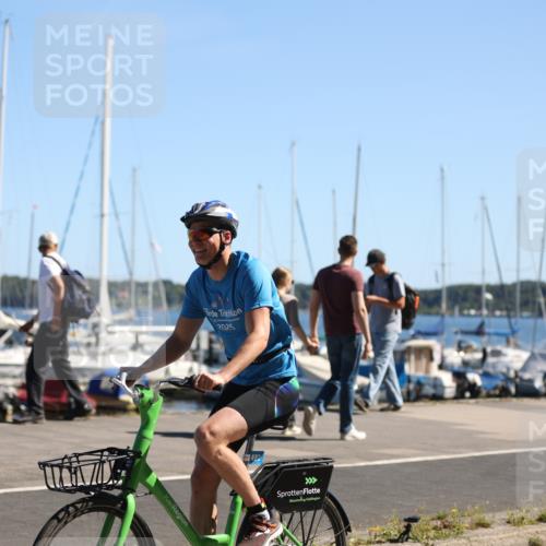 17.08.2025 - KN Förde Triathlon 2025 Yannick Fuchs http://msf.ph/oto/8626131 17.08.2025 12:57:56 Radfahren 415, 422, 487, 501, 513, 548, 492, 532 meine-sportfotos.de
