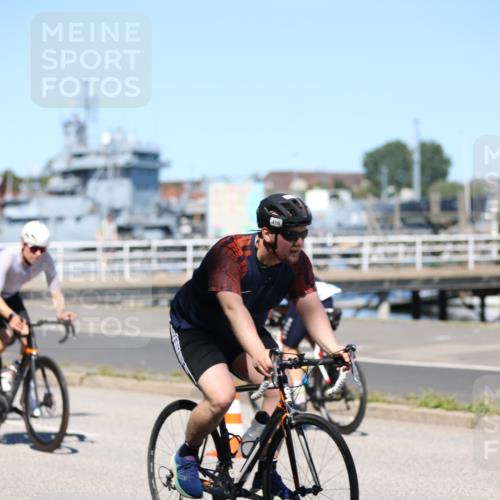 17.08.2025 - KN Förde Triathlon 2025 Yannick Fuchs http://msf.ph/oto/8626148 17.08.2025 12:59:15 Radfahren 397, 410, 423, 424, 427, 431, 519, 529, 532, 431, 447 meine-sportfotos.de
