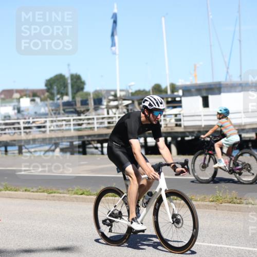 17.08.2025 - KN Förde Triathlon 2025 Yannick Fuchs http://msf.ph/oto/8626151 17.08.2025 12:59:16 Radfahren 397, 410, 423, 424, 427, 519, 529, 532, 397, 431, 447 meine-sportfotos.de