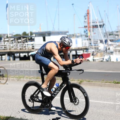17.08.2025 - KN Förde Triathlon 2025 Yannick Fuchs http://msf.ph/oto/8626162 17.08.2025 12:59:41 Radfahren 403, 408, 433, 440, 457, 511, 433 meine-sportfotos.de