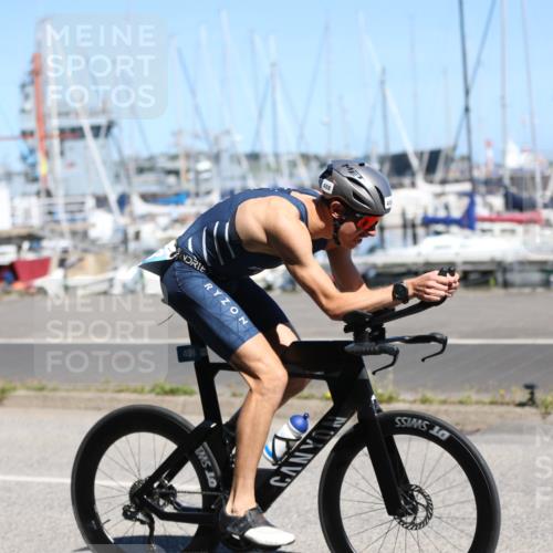 17.08.2025 - KN Förde Triathlon 2025 Yannick Fuchs http://msf.ph/oto/8626163 17.08.2025 12:59:41 Radfahren 403, 408, 433, 440, 457, 511, 433 meine-sportfotos.de