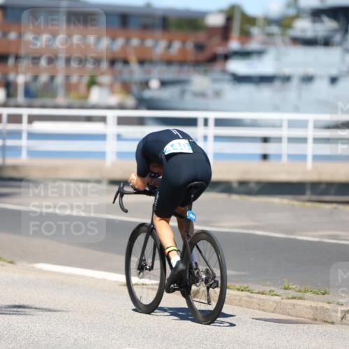17.08.2025 - KN Förde Triathlon 2025 Yannick Fuchs http://msf.ph/oto/8626170 17.08.2025 12:59:50 Radfahren 428, 454, 457, 511, 403, 408, 440 meine-sportfotos.de