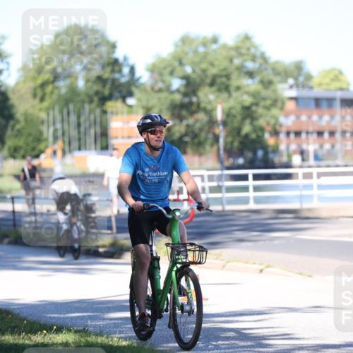 17.08.2025 - KN Förde Triathlon 2025 Yannick Fuchs http://msf.ph/oto/8626171 17.08.2025 13:00:00 Radfahren 416, 425, 492, 508, 528, 428, 454 meine-sportfotos.de