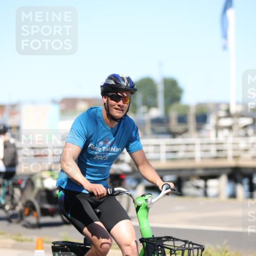 17.08.2025 - KN Förde Triathlon 2025 Yannick Fuchs http://msf.ph/oto/8626174 17.08.2025 13:00:01 Radfahren 416, 425, 492, 508, 528, 428, 454 meine-sportfotos.de