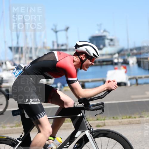 17.08.2025 - KN Förde Triathlon 2025 Yannick Fuchs http://msf.ph/oto/8626193 17.08.2025 13:00:15 Radfahren 439, 441, 442, 445, 450, 456, 466, 502, 527, 508 meine-sportfotos.de