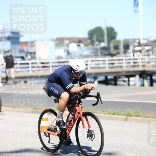 17.08.2025 - KN Förde Triathlon 2025 Yannick Fuchs http://msf.ph/oto/8626196 17.08.2025 13:00:21 Radfahren 439, 441, 442, 450, 456, 478, 502, 527, 445, 466 meine-sportfotos.de