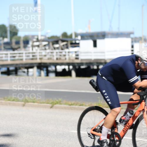 17.08.2025 - KN Förde Triathlon 2025 Yannick Fuchs http://msf.ph/oto/8626198 17.08.2025 13:00:21 Radfahren 439, 441, 442, 450, 456, 478, 502, 527, 445, 466 meine-sportfotos.de