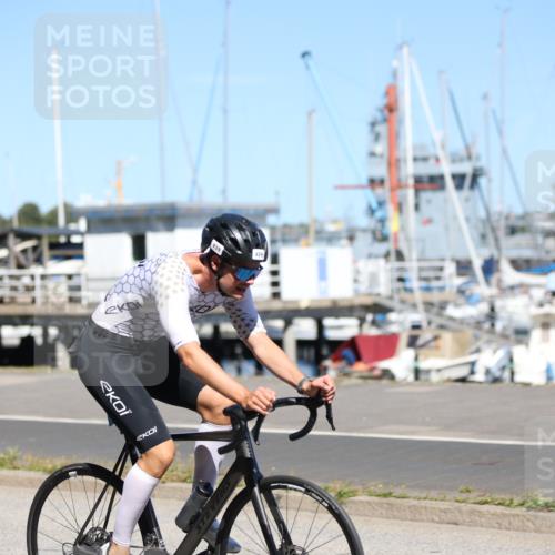 17.08.2025 - KN Förde Triathlon 2025 Yannick Fuchs http://msf.ph/oto/8626203 17.08.2025 13:00:23 Radfahren 439, 441, 442, 450, 478, 527, 445, 456, 466, 502, 527 meine-sportfotos.de