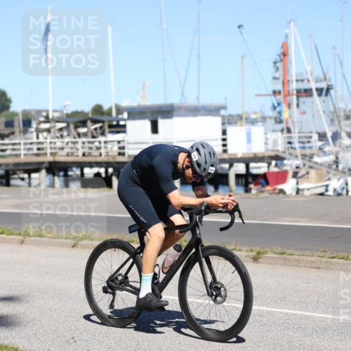 17.08.2025 - KN Förde Triathlon 2025 Yannick Fuchs http://msf.ph/oto/8626257 17.08.2025 13:01:17 Radfahren 425, 428, 434, 440, 446, 454, 457, 511, 517, 433, 515 meine-sportfotos.de