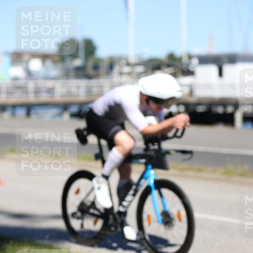 17.08.2025 - KN Förde Triathlon 2025 Yannick Fuchs http://msf.ph/oto/8626263 17.08.2025 13:01:20 Radfahren 425, 428, 440, 446, 454, 457, 473, 511, 517, 434, 440 meine-sportfotos.de