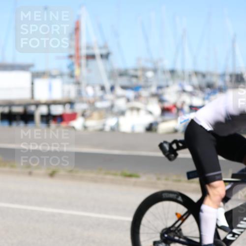 17.08.2025 - KN Förde Triathlon 2025 Yannick Fuchs http://msf.ph/oto/8626265 17.08.2025 13:01:21 Radfahren 425, 428, 446, 454, 457, 473, 511, 517, 524, 434, 440 meine-sportfotos.de