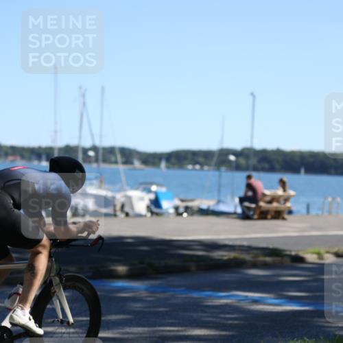 17.08.2025 - KN Förde Triathlon 2025 Yannick Fuchs http://msf.ph/oto/8626271 17.08.2025 13:01:23 Radfahren 425, 428, 446, 454, 457, 473, 511, 514, 517, 520, 524, 434, 440, 446 meine-sportfotos.de