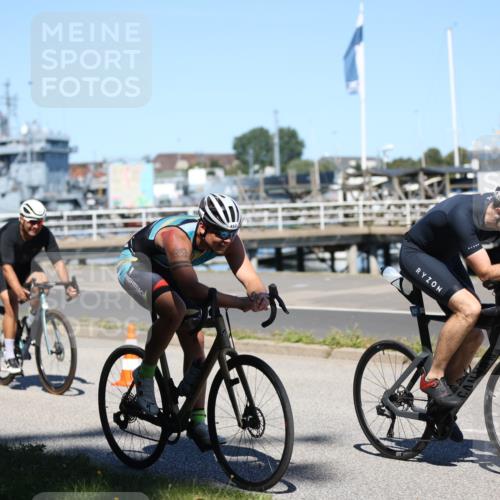 17.08.2025 - KN Förde Triathlon 2025 Yannick Fuchs http://msf.ph/oto/8626272 17.08.2025 13:01:25 Radfahren 425, 454, 457, 464, 473, 511, 514, 517, 520, 524, 428, 434, 440, 446, 454 meine-sportfotos.de