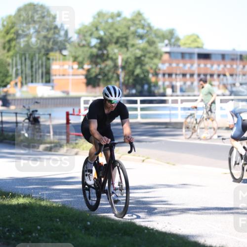 17.08.2025 - KN Förde Triathlon 2025 Yannick Fuchs http://msf.ph/oto/8626289 17.08.2025 13:01:42 Radfahren 445, 456, 481, 502, 528, 416, 437, 464 meine-sportfotos.de