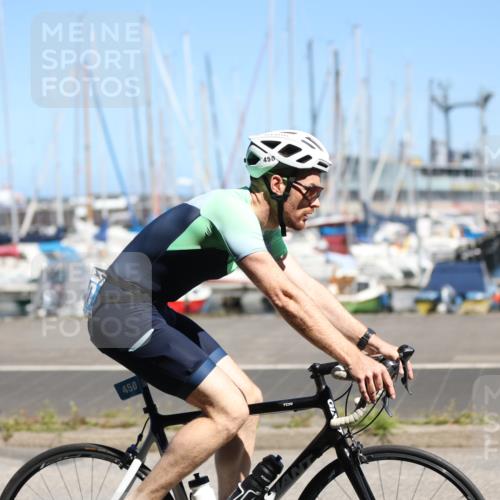 17.08.2025 - KN Förde Triathlon 2025 Yannick Fuchs http://msf.ph/oto/8626313 17.08.2025 13:01:53 Radfahren 450, 458, 502, 542, 456, 528 meine-sportfotos.de